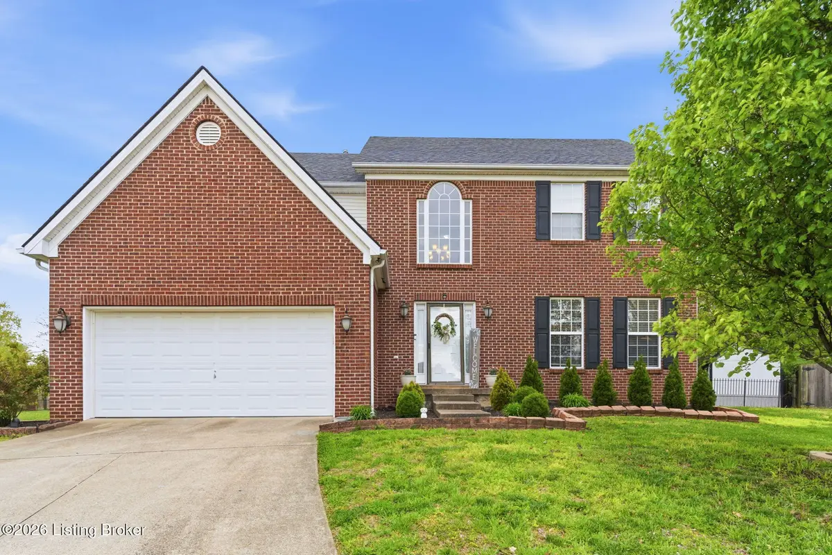 8506 Long Rifle Ct, Louisville, KY 40228 - #1