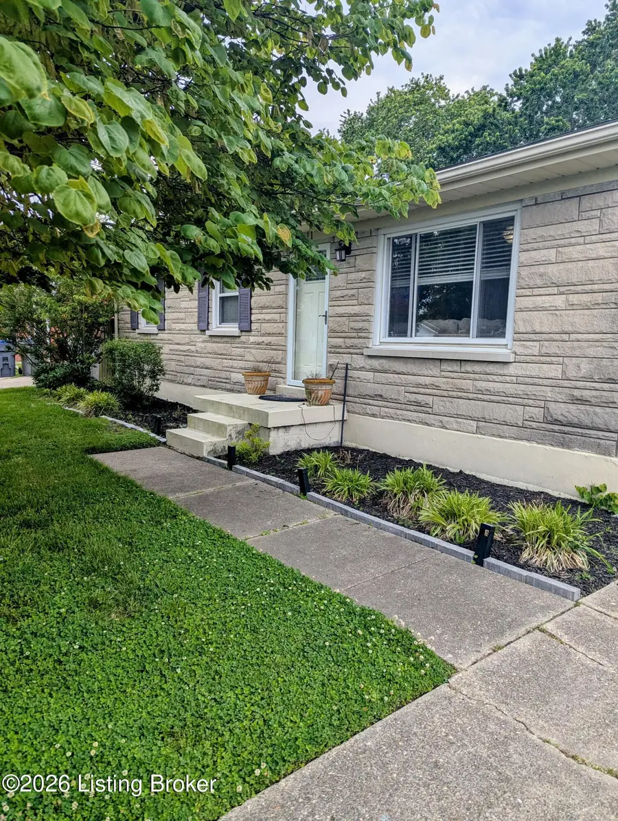 9611 Inca Dr, Louisville, KY 40258 - #2