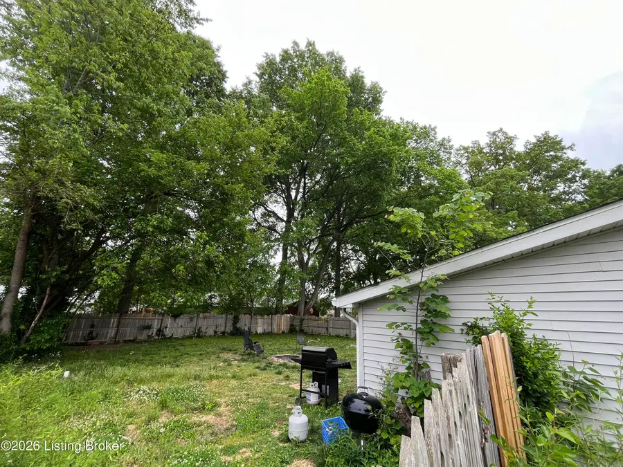 5003 Vassar Ave, Louisville, KY 40258 - #3