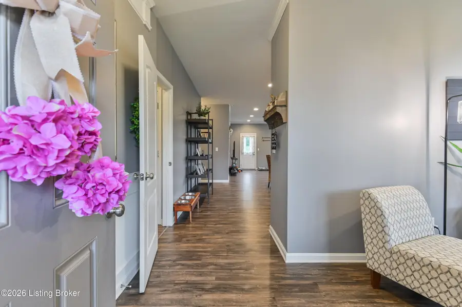 11883 Trottingham Cir, Louisville, KY 40299 - #2