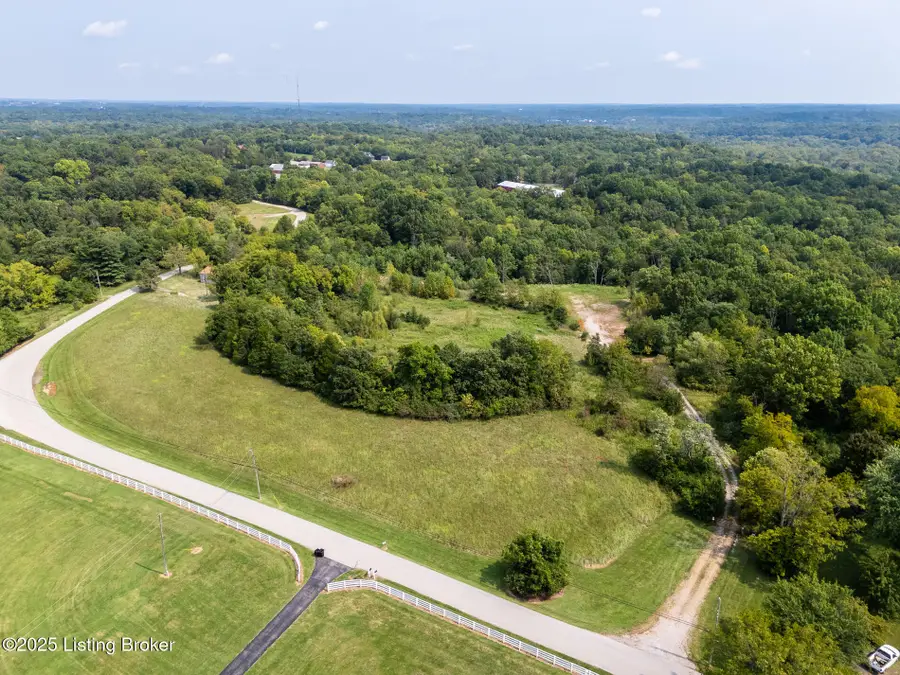 4413 Hopewell Rd, Louisville, KY 40299 - #3
