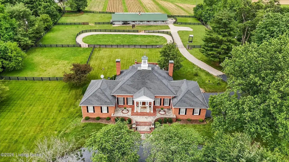 181 Wedgewood Dr, Shelbyville, KY 40065 - #1