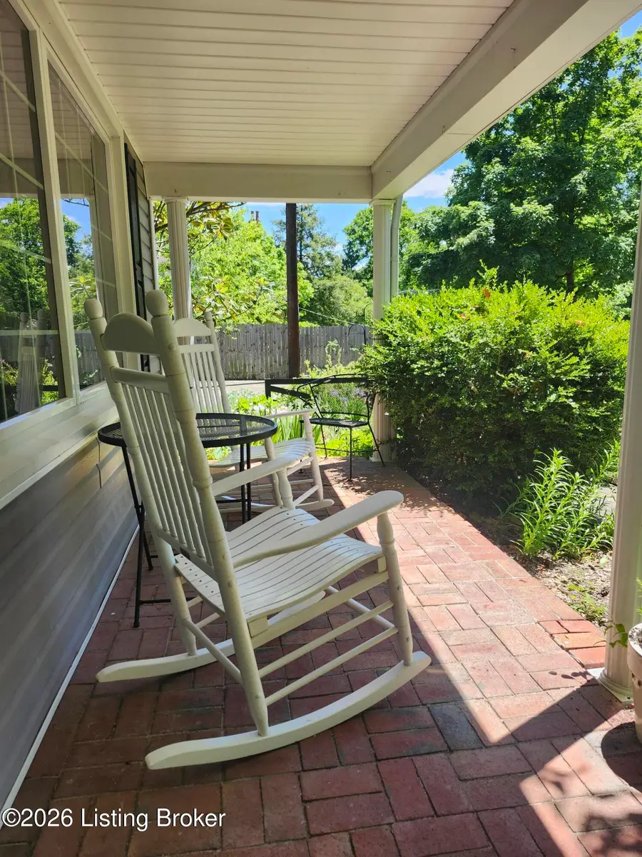 7609 Locust Ln, Crestwood, KY 40014 - #2