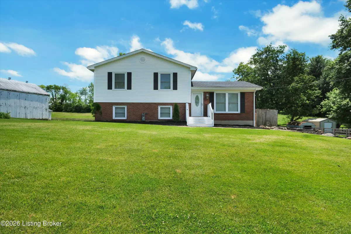5075 Castle Hwy, Pleasureville, KY 40057 - #1
