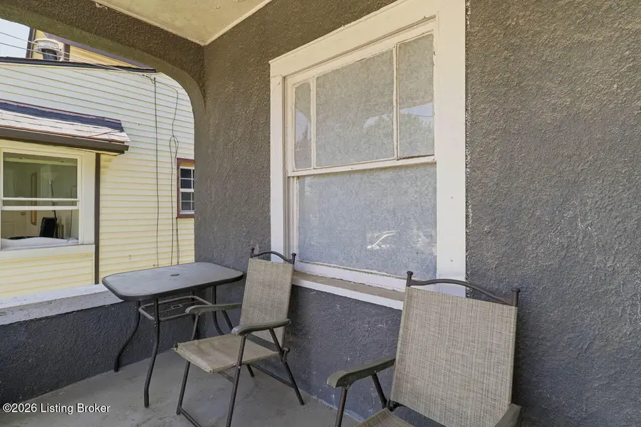 1442 Shingo Ave, Louisville, KY 40215 - #2