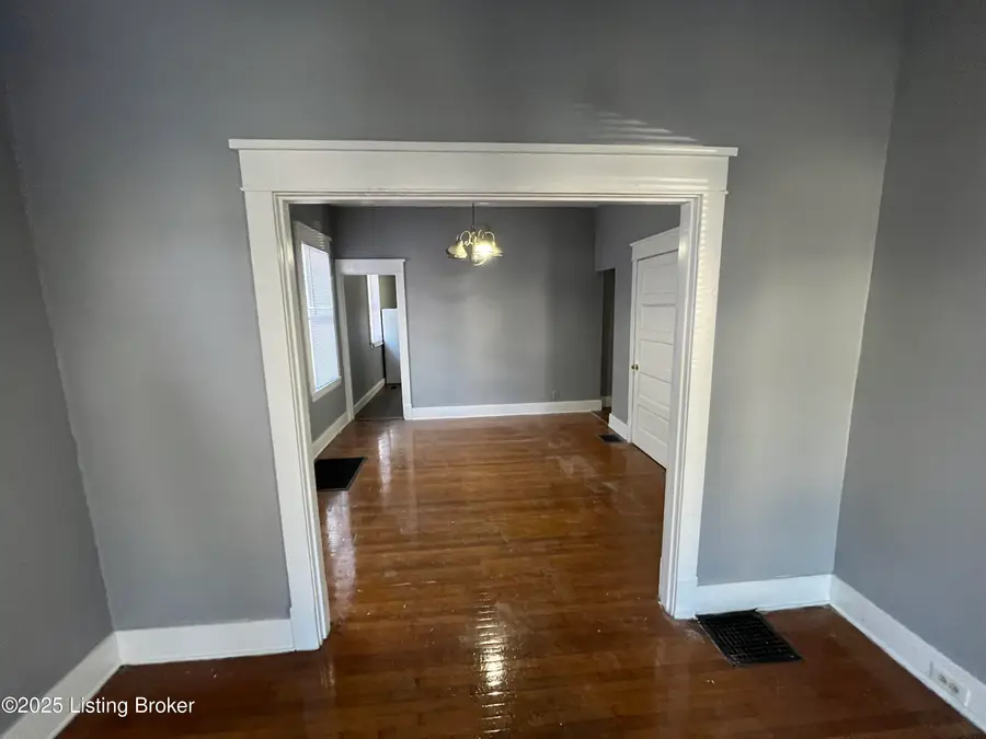825 S 33rd St, Louisville, KY 40211 - #2