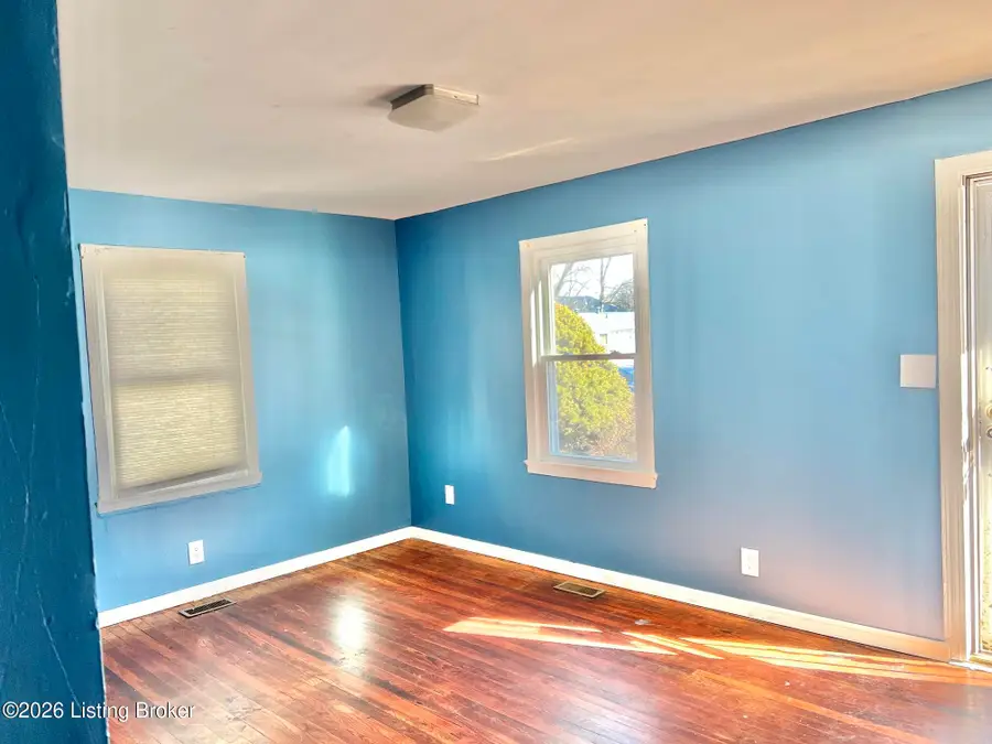 1930 Beech St, Louisville, KY 40210 - #2