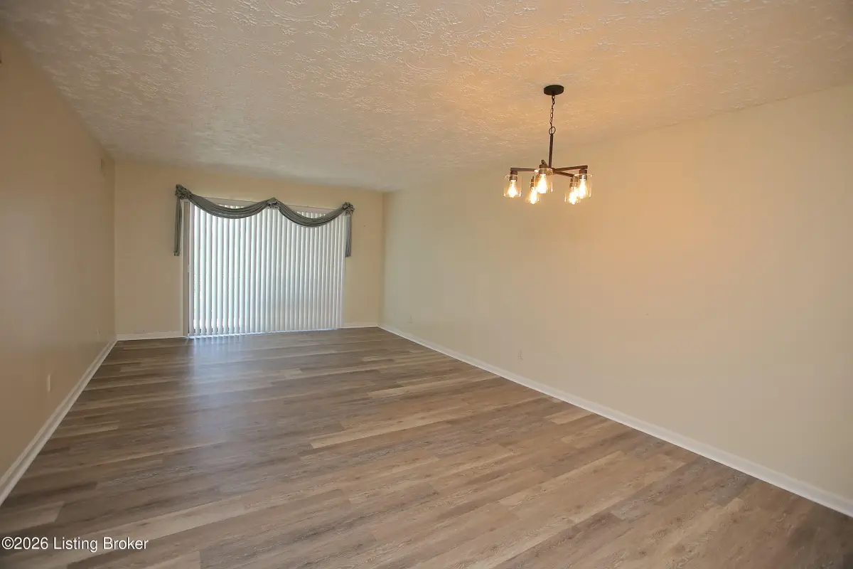 1600 Gardiner Ln #204, Louisville, KY 40205 - #1