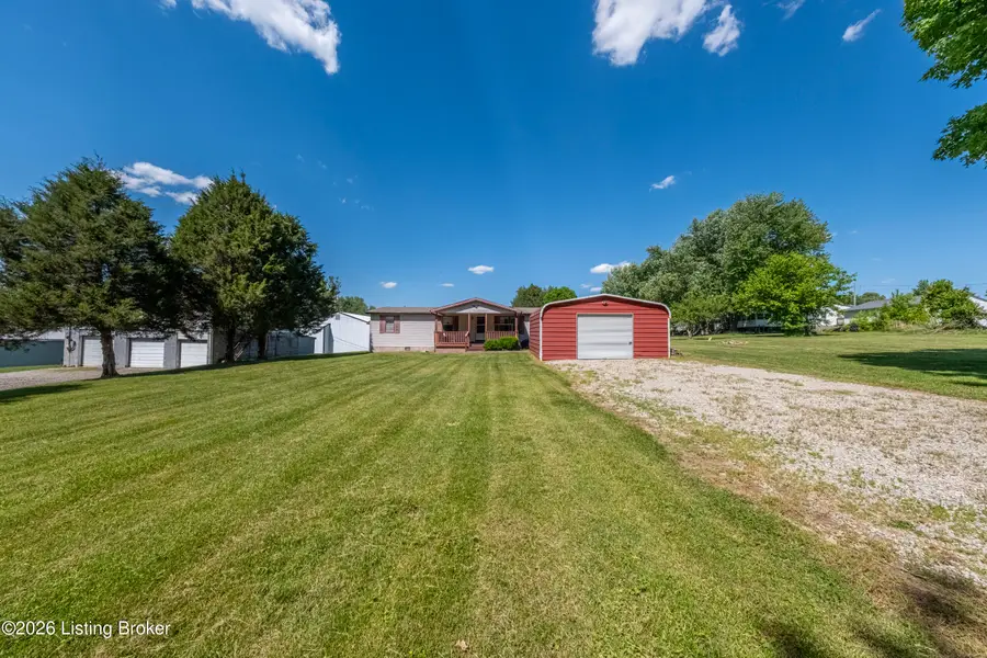 114 W Holiday Beach Loop, McDaniels, KY 40152 - #2