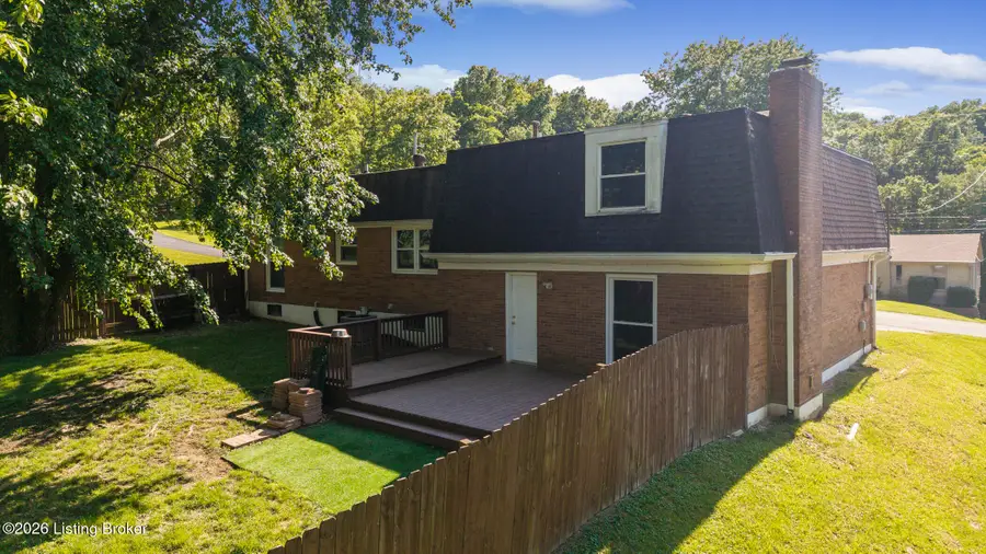 7413 Colt Dr, Louisville, KY 40214 - #3