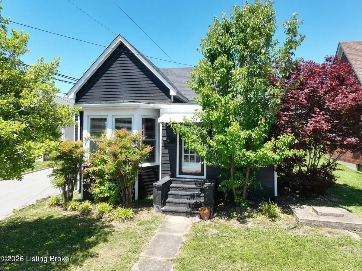 231 W Main St, Springfield, KY 40069 - #1