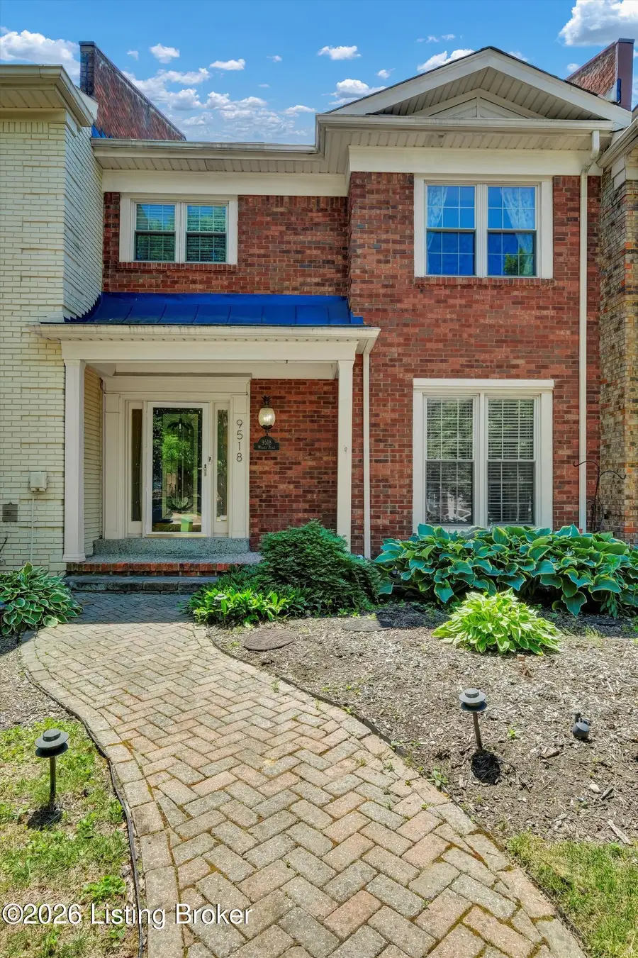 9518 Wessex Pl, Louisville, KY 40222 - #2