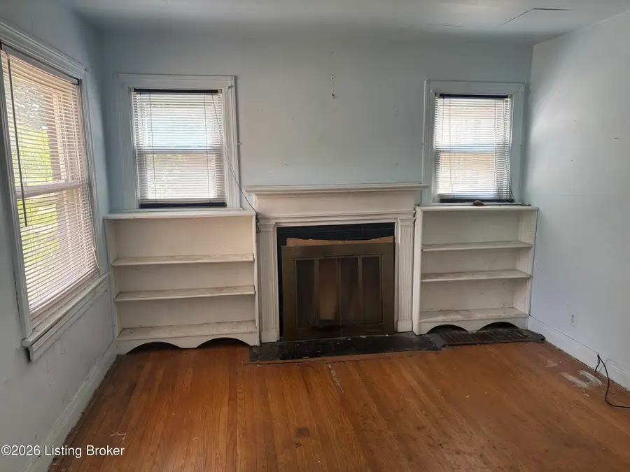 3927 Kennison Ave, Louisville, KY 40207 - #2