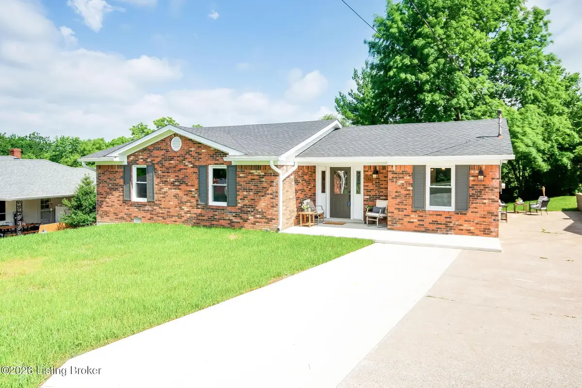 136 Goodloe Ave, Bloomfield, KY 40008 - #1