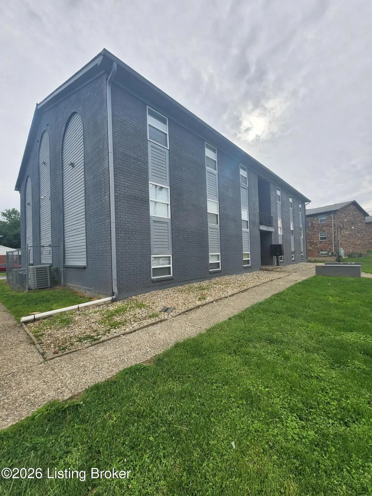 6500 Hackel Dr, Louisville, KY 40258 - #1