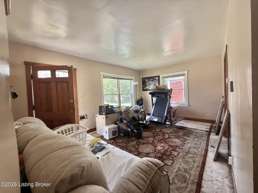 1423 Thornberry Ave, Louisville, KY 40215 - #3