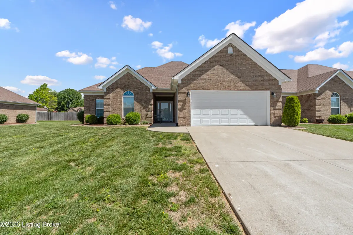 214 Terrace Dr, Mount Washington, KY 40047 - #1