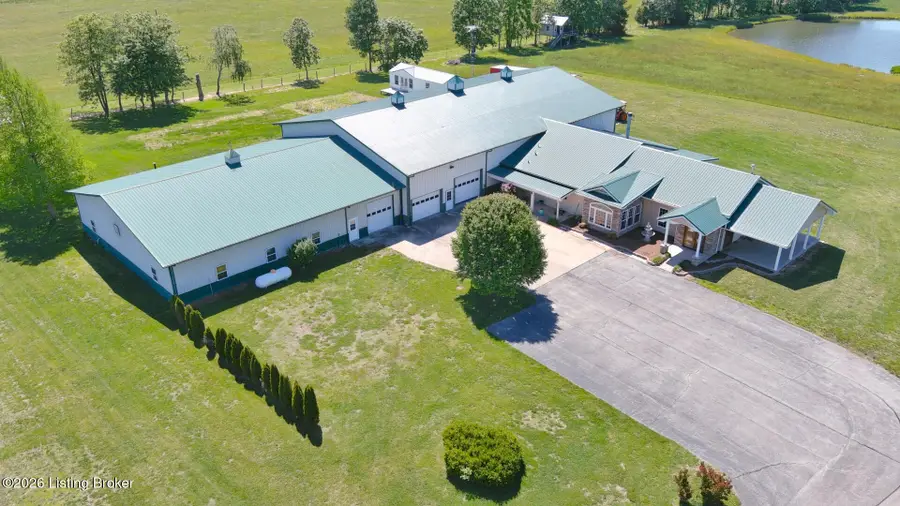 379 Clark School Rd, Clarkson, KY 42726 - #3