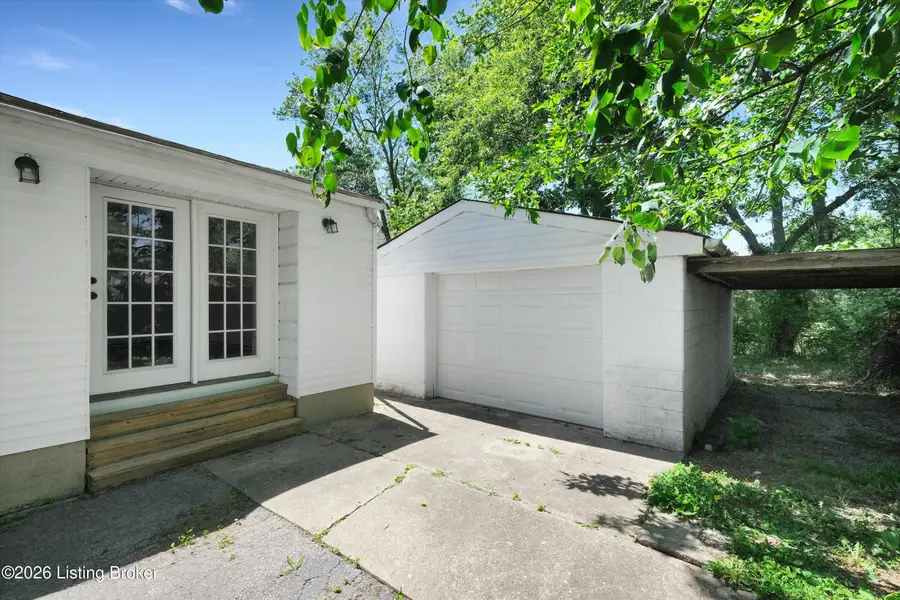 6016 Crockett Dr, Louisville, KY 40258 - #3