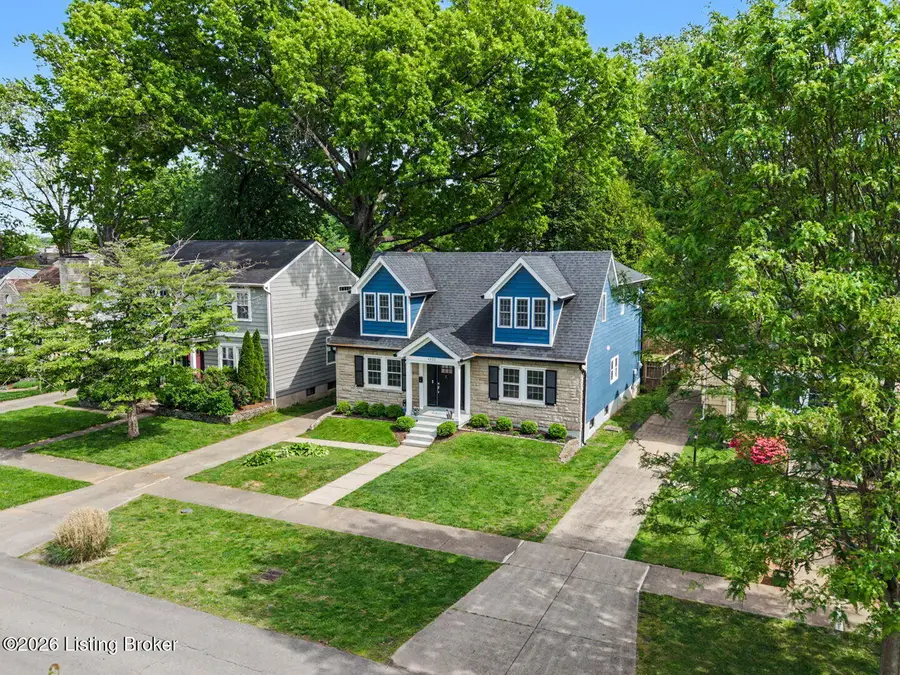 4022 Hycliffe Ave, Louisville, KY 40207 - #2