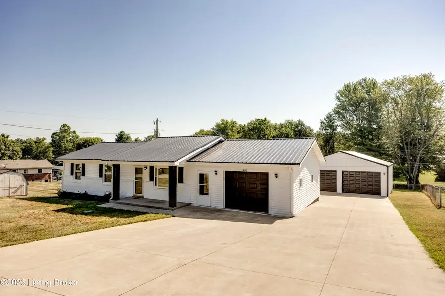 402 Duggins Dr, Elizabethtown, KY 42701 - #2
