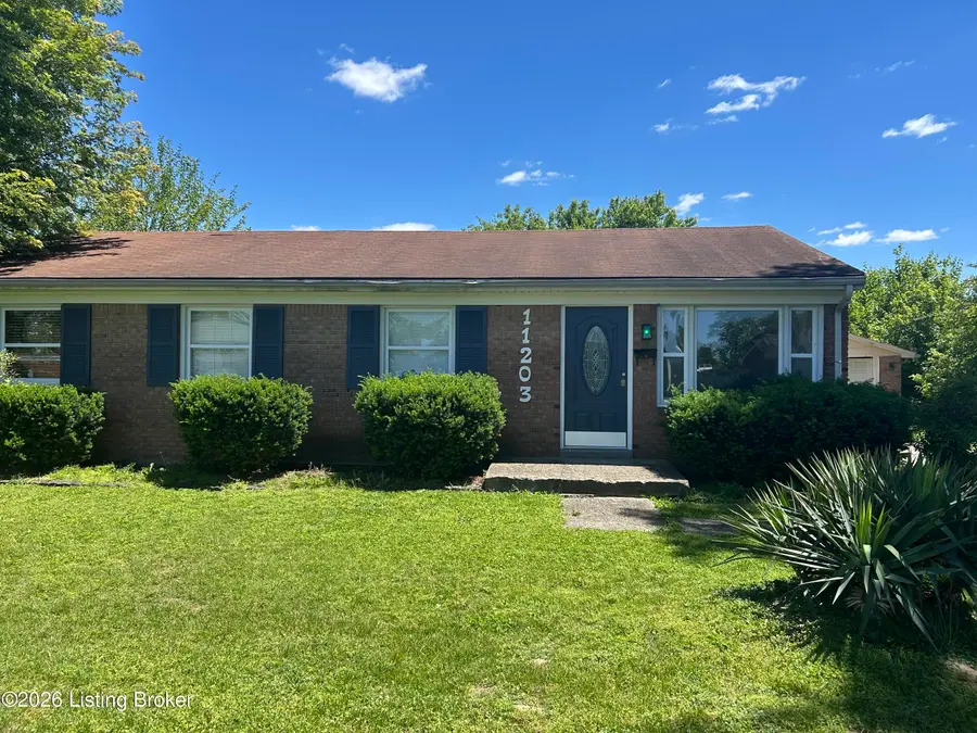 11203 Thunder Dr, Louisville, KY 40272 - #2