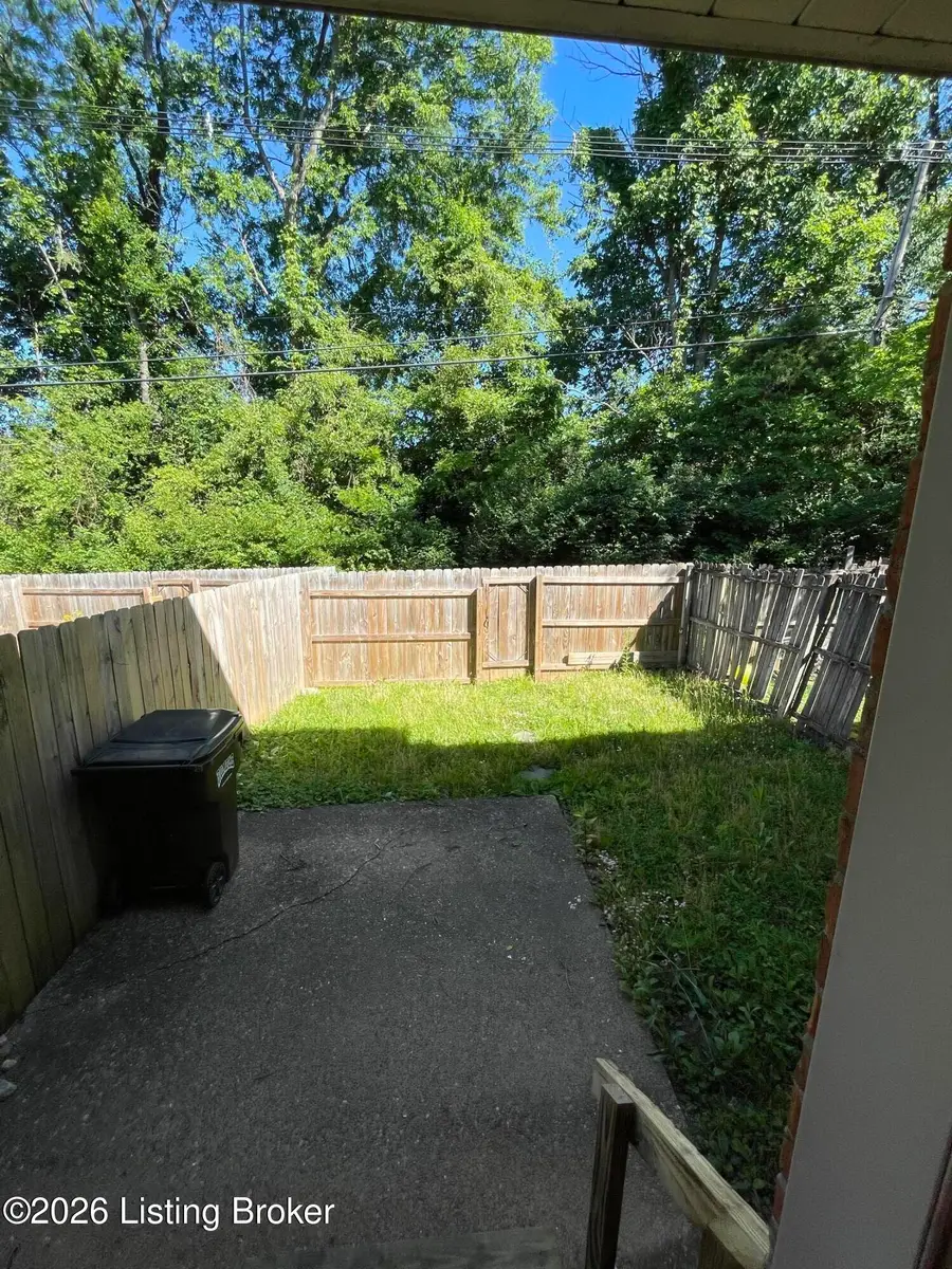 11621 Tazwell Dr, Louisville, KY 40245 - #3