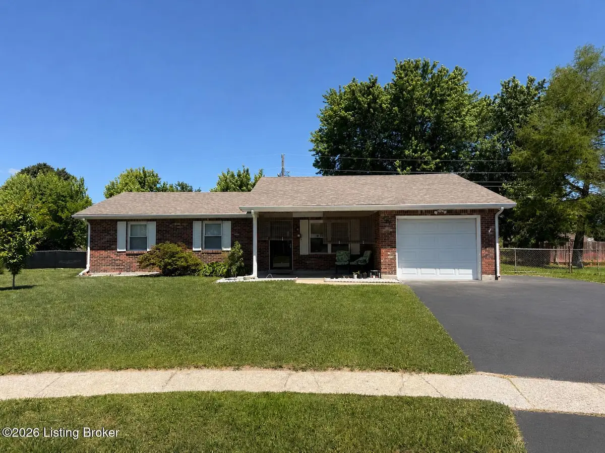 727 Kimberly Ct, Radcliff, KY 40160 - #1