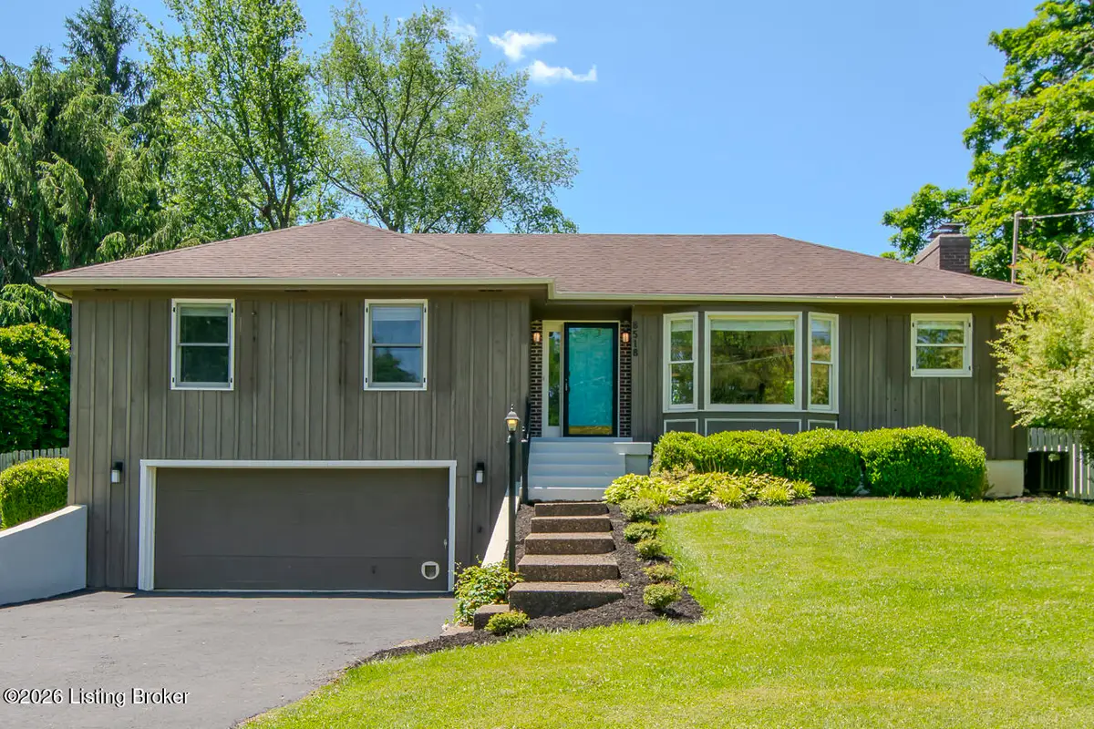 8518 W Brookside Dr, Pewee Valley, KY 40056 - #1