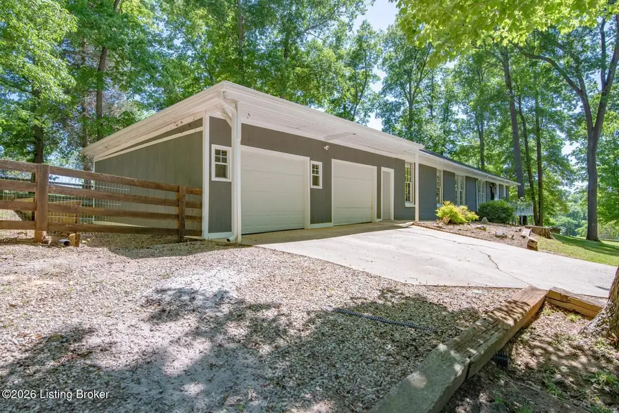 288 Bellemeade St, Brandenburg, KY 40108 - #3