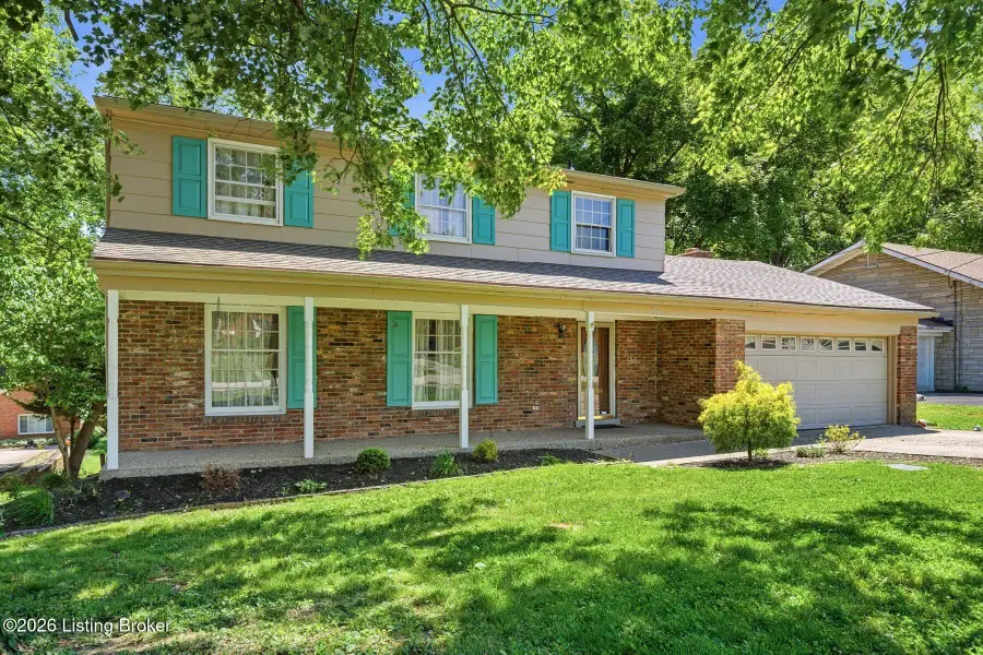 3712 Whitehall Ct, Louisville, KY 40272 - #3