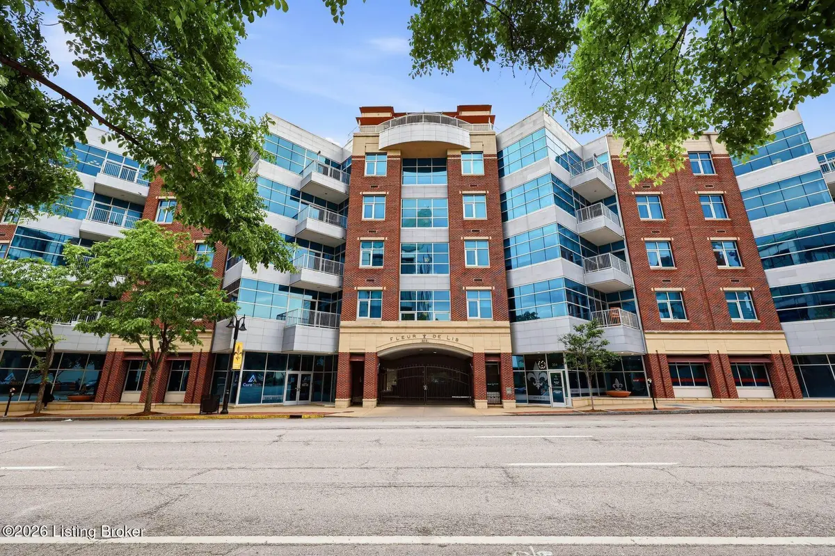 324 E Main St #219, Louisville, KY 40202 - #1