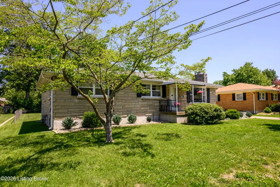 4929 Swaps Ln, Louisville, KY 40216 - #2