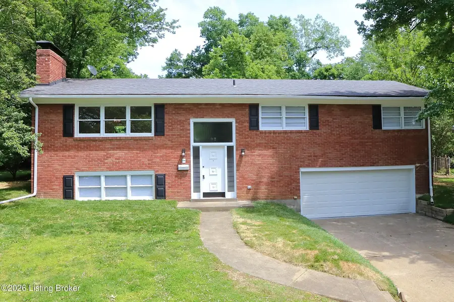 3132 Sunny Ln, Louisville, KY 40205 - #2