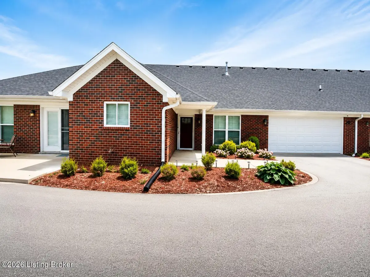 7618 Eagle Landing Way, Louisville, KY 40214 - #1