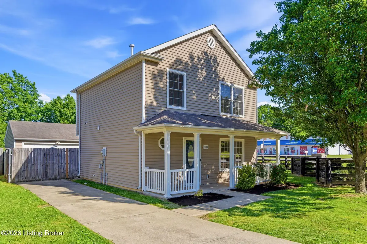 6101 Maravian Dr, Louisville, KY 40258 - #1
