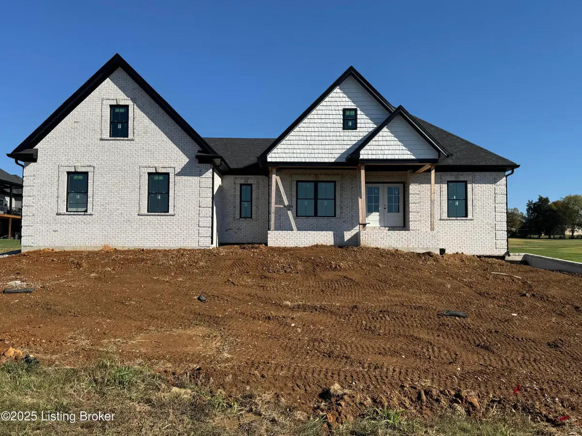160 Tommy Ct, Shepherdsville, KY 40165 - #1