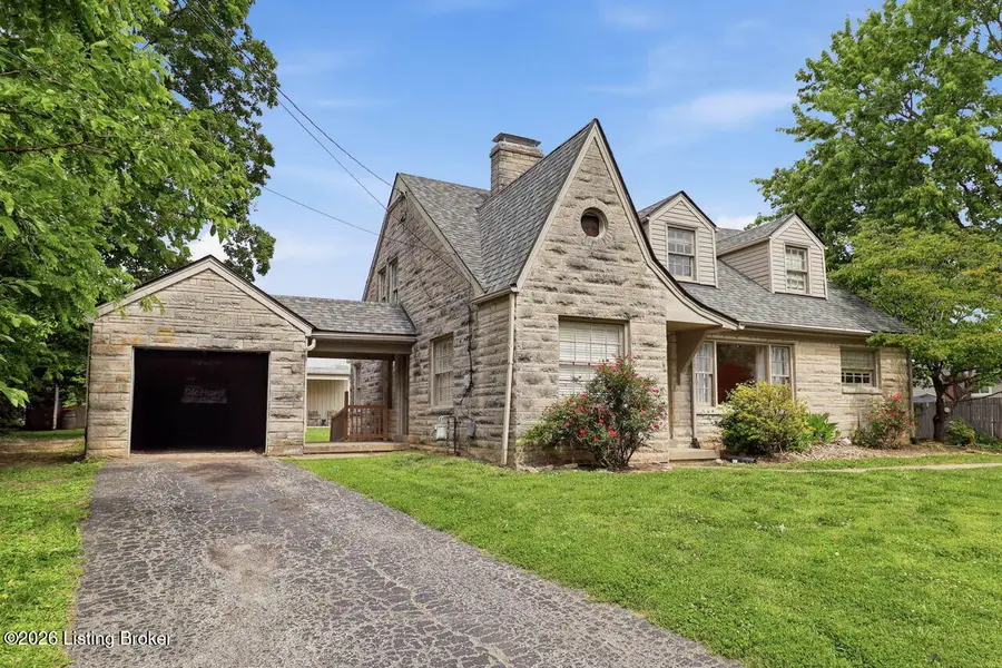 219 West Ave, Mount Washington, KY 40047 - #3