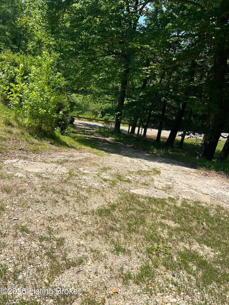 13305 Bearcamp Rd, Louisville, KY 40272 - #3