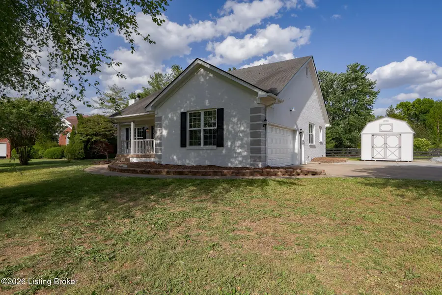110 Jade Dr, Shepherdsville, KY 40165 - #3