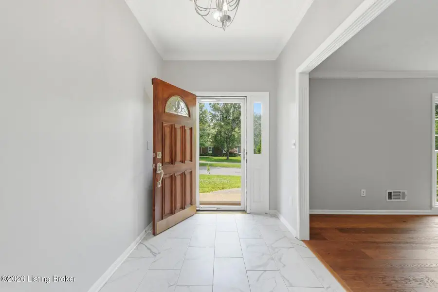529 Nottingham Pkwy, Louisville, KY 40222 - #3