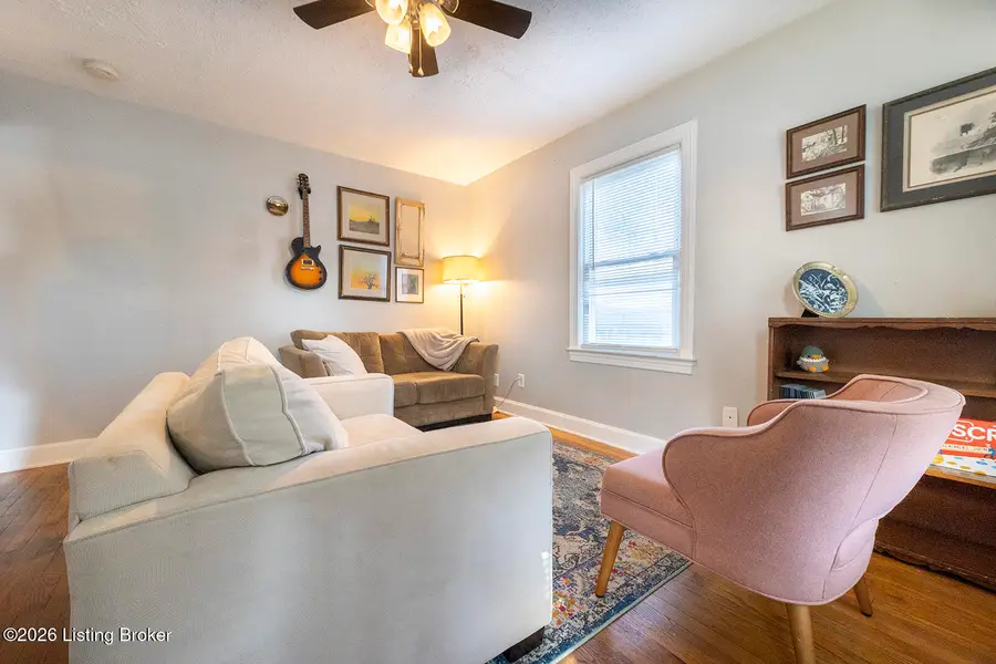 905 Camden Ave, Louisville, KY 40215 - #2