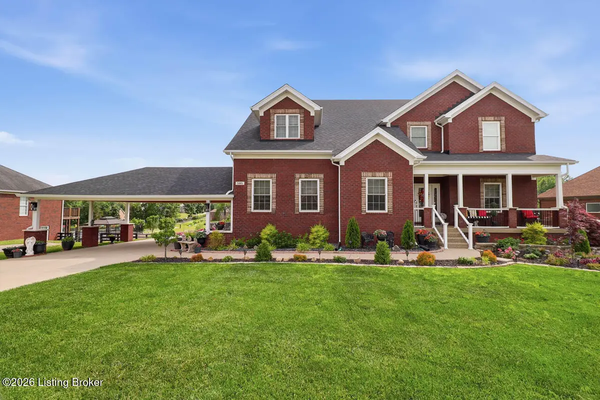 585 Sunray Dr, Shepherdsville, KY 40165 - #1
