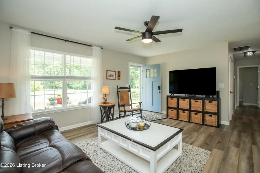 1263 Beech Grove Rd, Shepherdsville, KY 40165 - #3