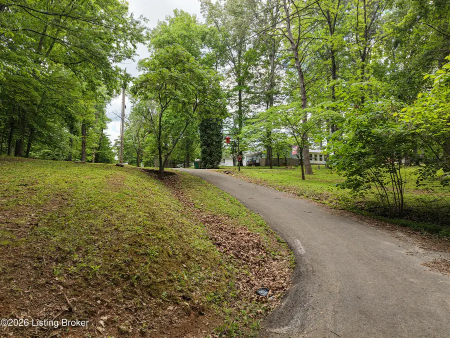 106 Bunny Trail, Jamestown, KY 42629 - #3