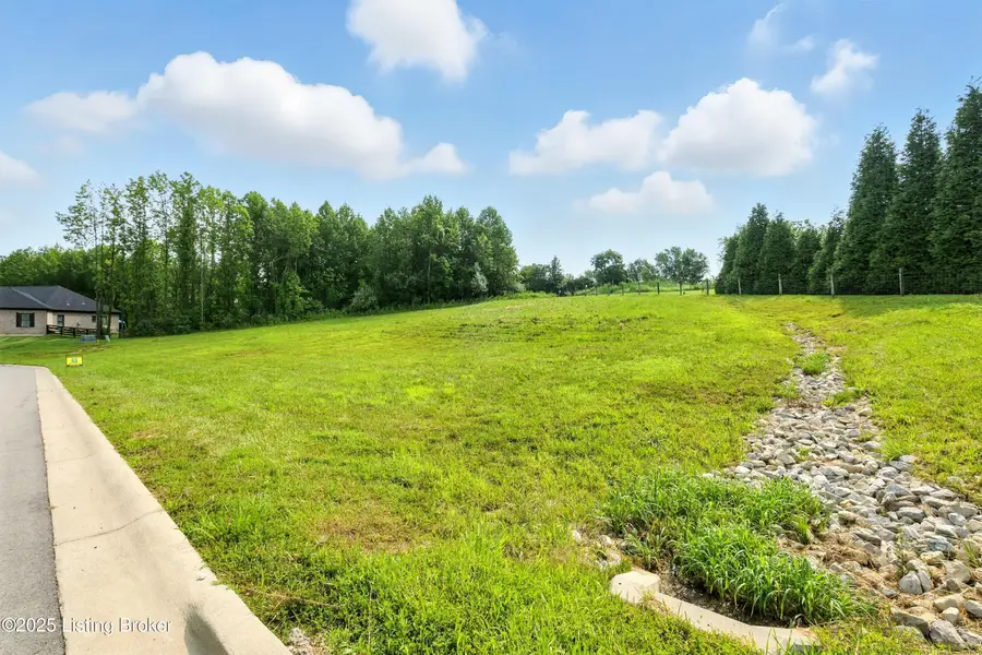 5501 Farmhouse Dr, Crestwood, KY 40014 - #3
