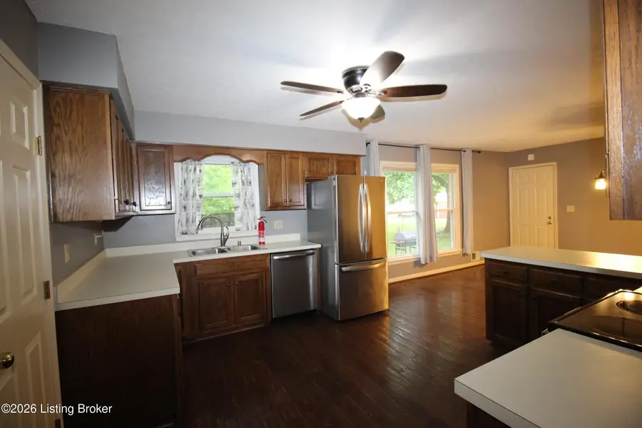 148 Primrose Dr, Mount Washington, KY 40047 - #3