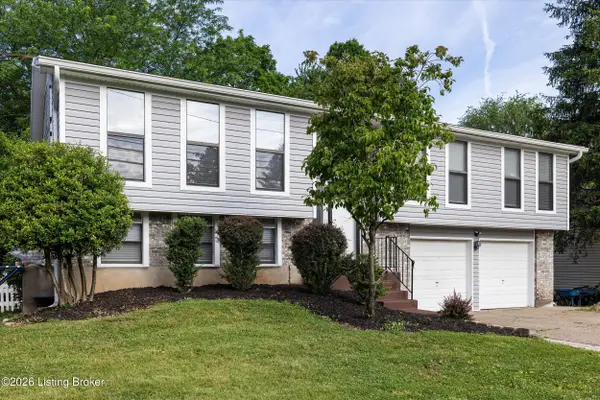 2810 Six Mile Ln, Louisville, KY 40220