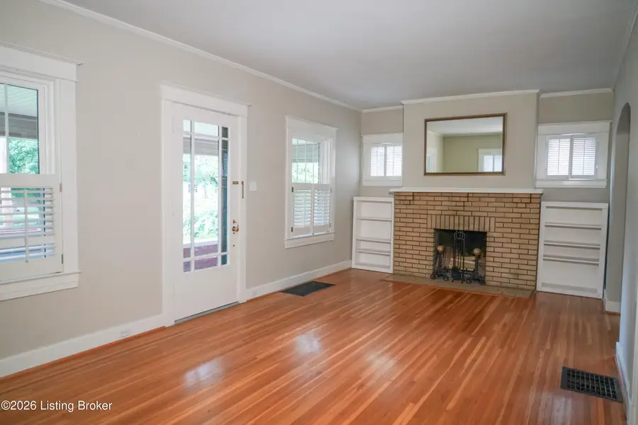 208 Oxford Pl, Louisville, KY 40207 - #2