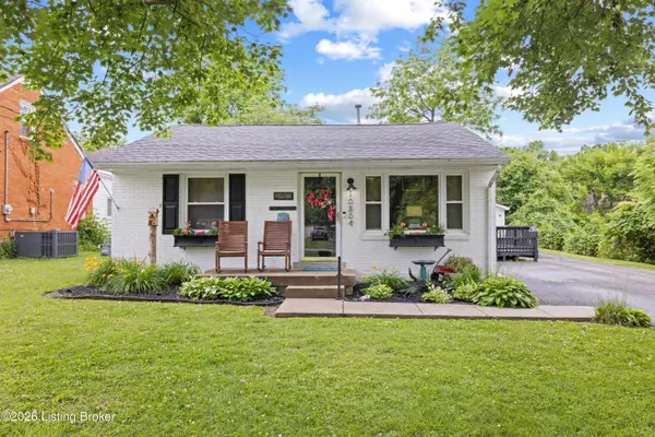 10804 June Dr, Fairdale, KY 40118